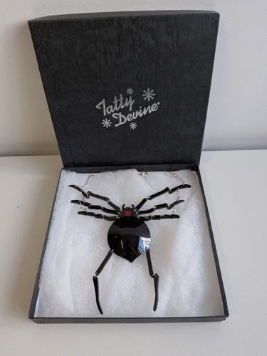 Tatty devine black widow - black,