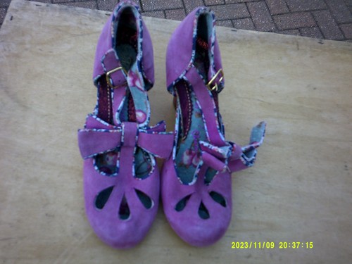 Mutiny irregular choice - by,