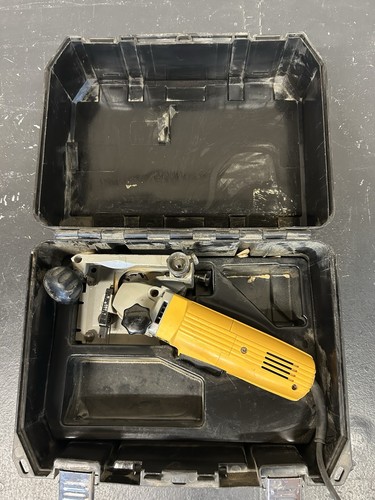 Dewalt dw685 biscuit - dewalt, dw685-gb