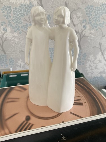 Beautiful moments coalport - moments,