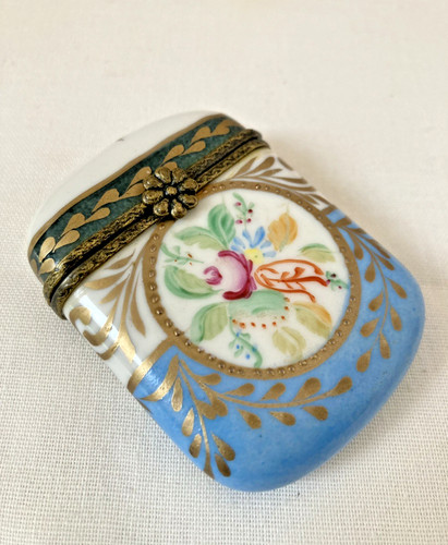 Vintage porcelain hand - ,