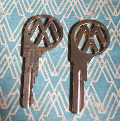 Volkswagen beetle s73 key - s73,