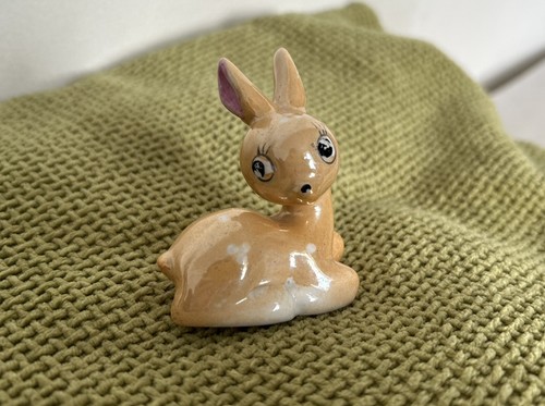 Vintage fawn baby - /,