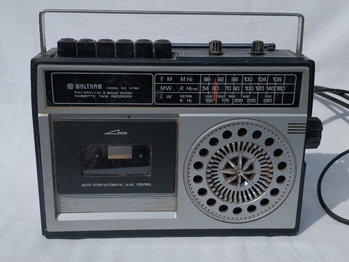 Vintage waltham w189 - vintage, radio