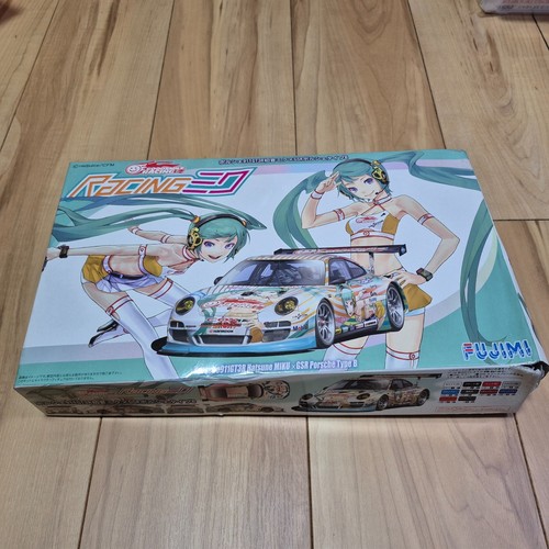 Fujimi porsche gt3r miku - 1/24,