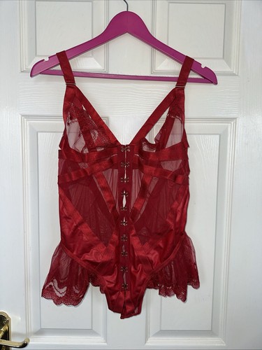 Ann summers the extrovert - summers,