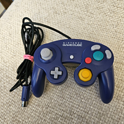 Official nintendo gamecube - official,