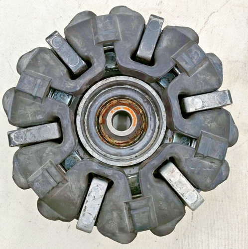 Rear wheel hub guard - rear,