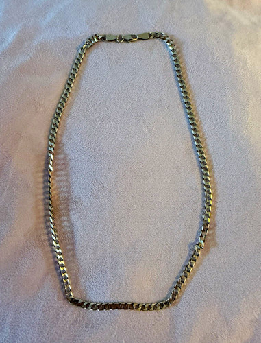 9ct yellow gold - curb, link