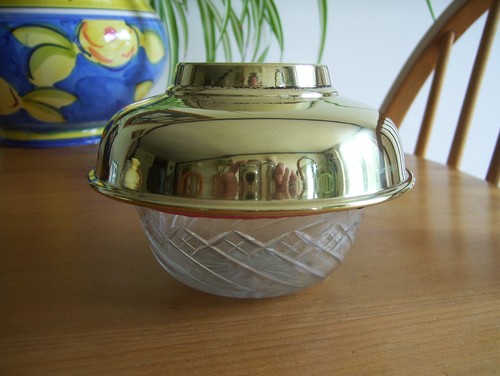Small brass top - brass, oil