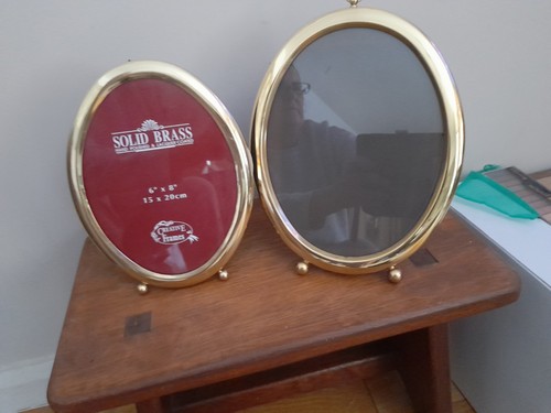 Brass large medium oval - large/medium,