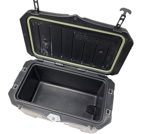 Large cool box lockable - large,