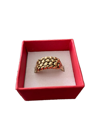 Carat gold three - three, keeper