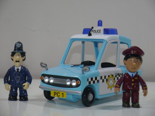 Postman pat toys large - pat,