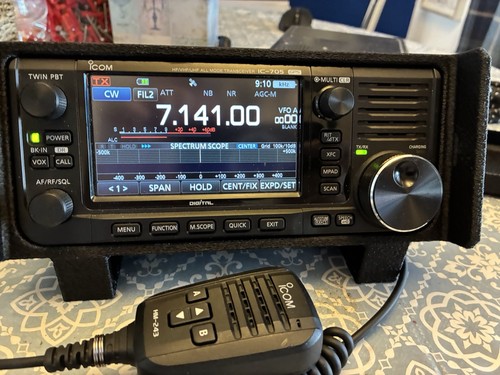 Icom 705 desk mobile - icom, /