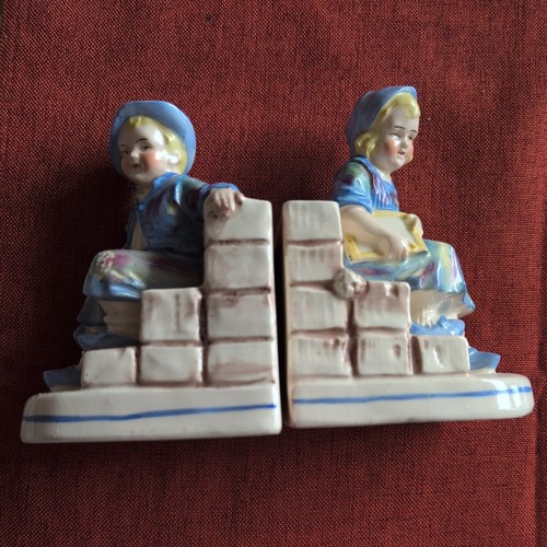Vintage ceramic bookends - vintage, girl