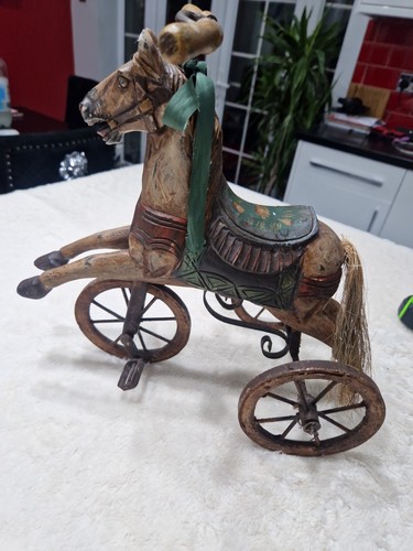 Vtg folk art hand - vtg, painted