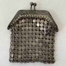 Vintage Chain Mail Mesh Coin Purse - Ornate Engraved Clasp - Silver Tone Metal