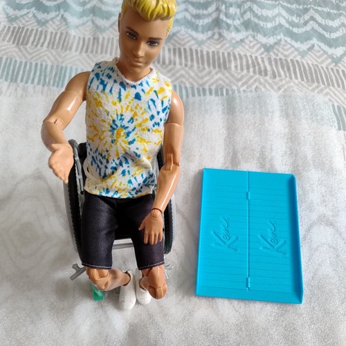 Barbie ken doll made - ken, move