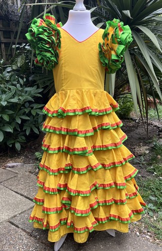 Vintage children flamenco - vintage, children’s