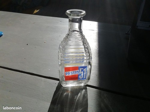 Antique glass decanter - , pernod