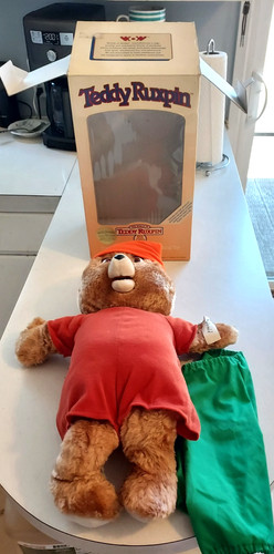 Vintage 1985 teddy - 1985, ruxpin