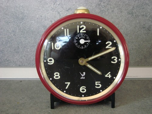 Vintage mechanical alarm clock - mechanical,