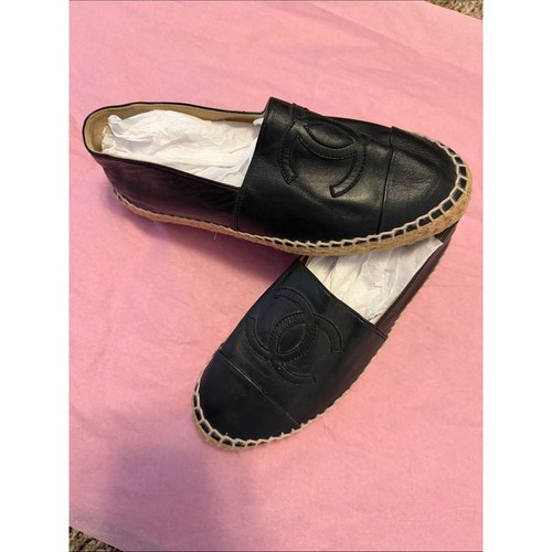 Chanel lambskin - sz,