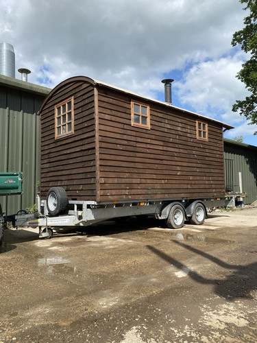 Shepherds hut living wagon - living,