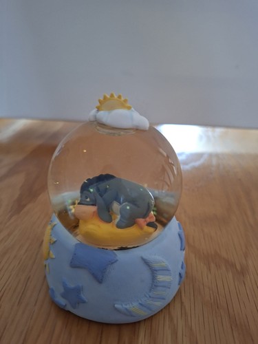 Disney eeyore snow globe good - eeyore,