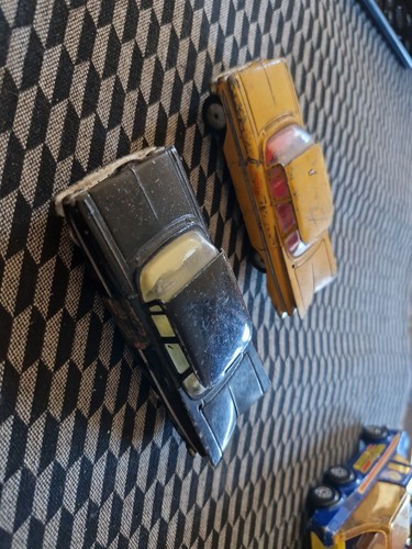 Corgi 223 chevrolet - 223, impala