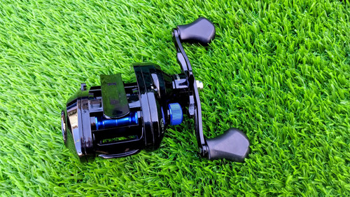 Baitcaster reel 1 magnetic - reel,