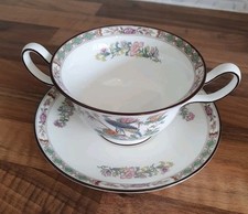 WEDGWOOD KUTANI CRANE R4464 Bone China Soup Coupes Handled Bowl and Saucer