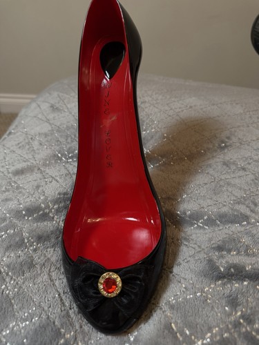Black resin stiletto shaped - resin, stiletto-shaped