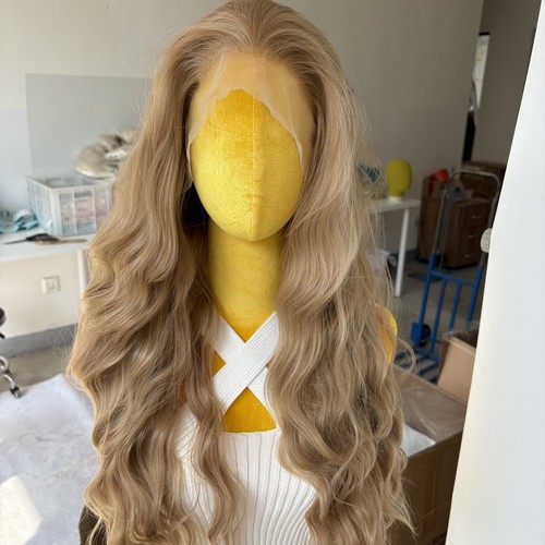 Long wavy women mixed blonde - long,
