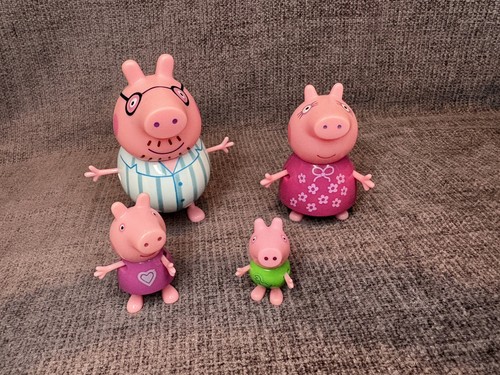 Peppa pig family - pig, peppa’s