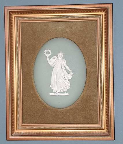Fine antique framed wedgwood - fine,