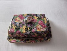 Vintage Royal Winton Grimwades Chintz Hazel Lidded Butter Dish.