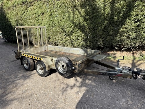 Nugent twin axle - nugent,