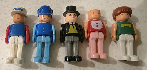 Tomy train figures - train, x