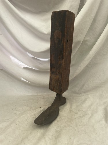 Antique cast iron cobblers - cast,