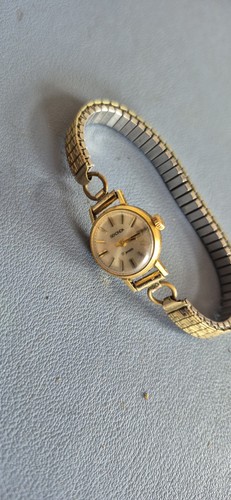 Vintage ladies sekonda watch - ladies,