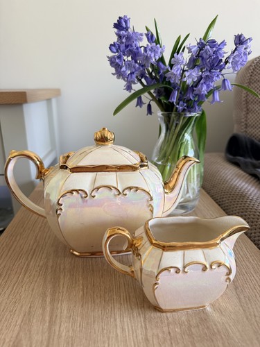Vintage cream iridescent - vintage,
