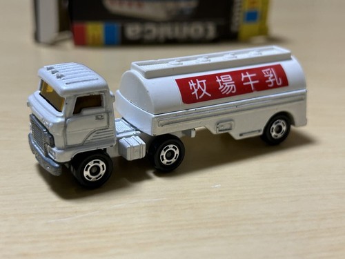 Tomica hino semitrailer - tomica,