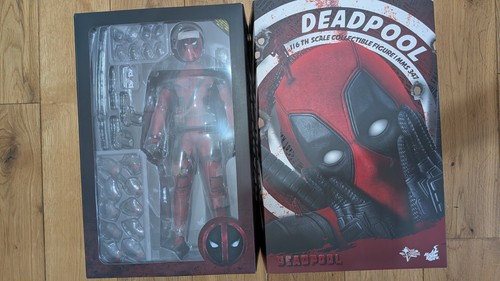 Hot toys deadpool action - hot,