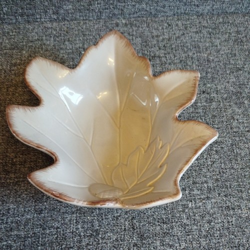 Rare laura ashley beige maple - laura,