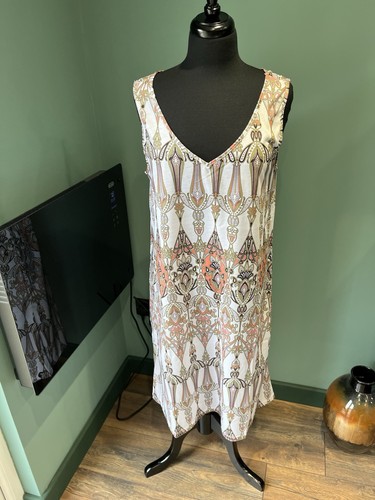 Ladies size 18 - -, /