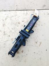VOLVO S40  JACK TOOL LIFTING