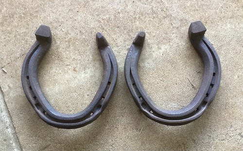 New real horse shoes - 2,
