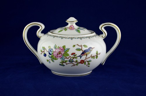 Aynsley bone china pembroke - bone,